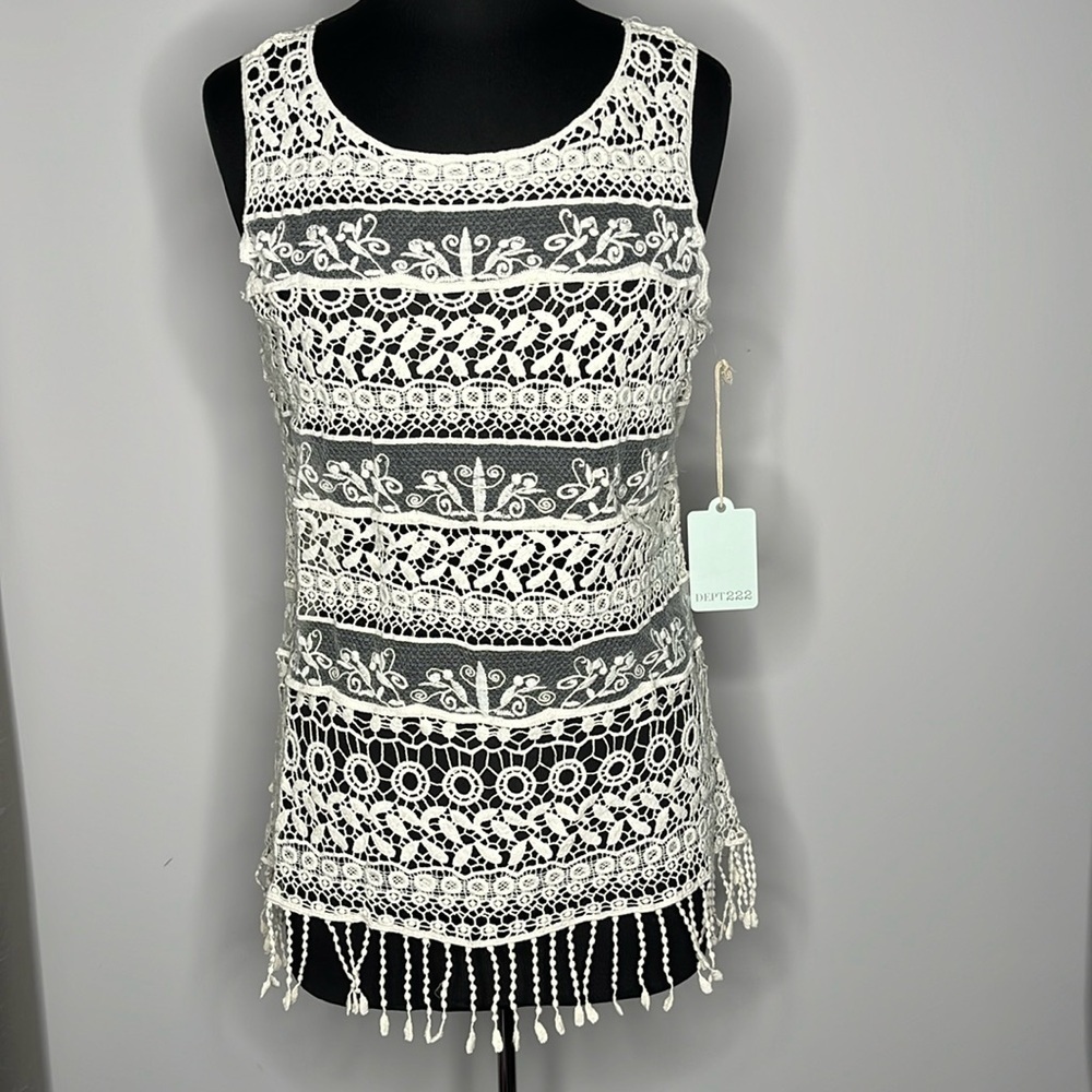 DEPT 222 Women Cream Lace Fringe Sleeveless Tank Top Size M